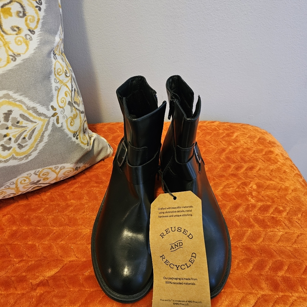 Frye and Co Cormac Women's Black Boits